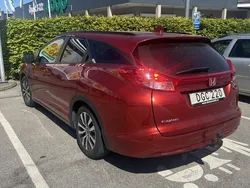Röd Begagnad 2014 Honda Civic Sport Kombi | 90 000 kr (Marknadspris)