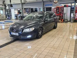 Grå Begagnad 2009 Volvo V70 Summum Kombi | 75 000 kr (Dyr)