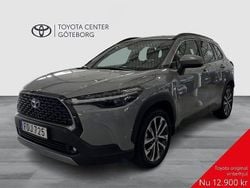 Grå Begagnad 2022 Toyota Corolla Cross Style SUV | 359 900 kr (Marknadspris)