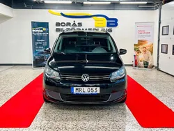 Svart Begagnad 2012 VW Touran Minibuss | 84 900 kr (Marknadspris)