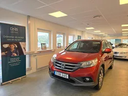 Röd Begagnad 2013 Honda CR-V SUV | 99 900 kr (Marknadspris)