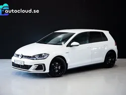 Vit Begagnad 2020 VW Golf VIII GTE Halvkombi | 239 800 kr (Marknadspris)