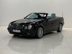 Svart Begagnad 2002 Mercedes CLK320 Avantgarde Cab | 69 900 kr