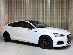 Vit Begagnad 2017 Audi A5 Sportback S-Line Halvkombi | 249 900 kr (Marknadspris)