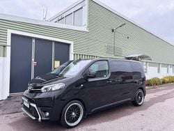 Svart Begagnad 2016 Toyota Proace Verso Kombi | 214 900 kr (Lite dyr)