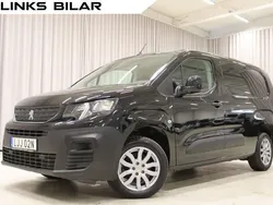 Svart Begagnad 2023 Peugeot Partner Minibuss | 199 900 kr (Marknadspris)
