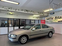 Ljusbrun Begagnad 2003 Volvo S60 Business Edition Sedan | 34 900 kr (Marknadspris)