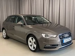 Grå Begagnad 2014 Audi A3 Sportback Ambition Halvkombi | 179 900 kr (Marknadspris)