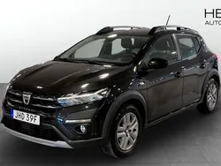 Svart (black) Begagnad 2022 Dacia Sandero Comfort Halvkombi | 129 900 kr (Marknadspris)