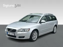 Grå Begagnad 2010 Volvo V50 Summum Kombi | 124 900 kr (Dyr)