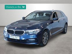 Blå Begagnad 2017 BMW 520 Sport Line Kombi | 224 900 kr (Marknadspris)