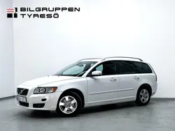 Vit Begagnad 2009 Volvo V50 Summum Kombi | 59 900 kr (Marknadspris)