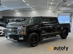 Svart Begagnad 2015 Chevrolet Silverado Van | 469 900 kr