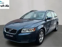 Blå Begagnad 2007 Volvo V50 Kinetic Kombi | 39 900 kr (Marknadspris)