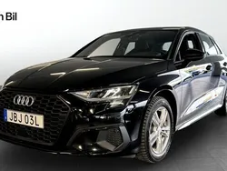 Brilliantsvart Begagnad 2024 Audi A3 Proline | 264 900 kr (Marknadspris)