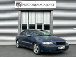 Mörkblå Begagnad 2001 Volvo S60 Sedan | 35 500 kr