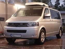 Silver Begagnad 2012 VW Caravelle Minibuss | 179 000 kr (Lite dyr)