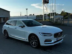 Vit Begagnad 2019 Volvo V90 Inscription Kombi | 337 000 kr (Dyr)