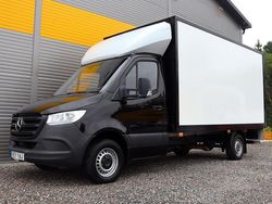 Flerfärgad Begagnad 2023 Mercedes Sprinter Van | 479 900 kr (Marknadspris)
