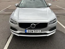 Silver Begagnad 2019 Volvo V90 Momentum Kombi | 209 000 kr (Bra pris)