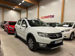 Vit Begagnad 2015 Dacia Sandero Stepway Halvkombi | 59 900 kr (Lite dyr)