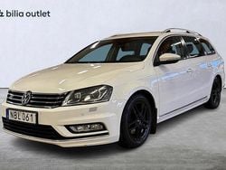 Vit Begagnad 2012 VW Passat R-line Kombi | 104 900 kr (Marknadspris)