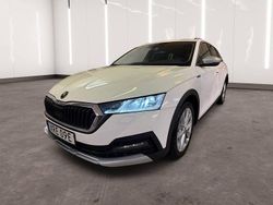 Vit Begagnad 2023 Skoda Octavia Scout Kombi | 339 900 kr (Bra pris)