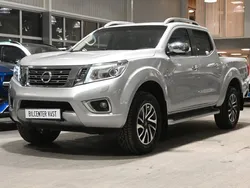 Silver (silver metallic) Begagnad 2018 Nissan Navara Tekna Pickup | 259 000 kr (Marknadspris)