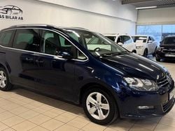 Mörkblå (blå) Begagnad 2013 VW Sharan Minibuss | 109 900 kr (Bra pris)