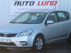 Silvermetallic Begagnad 2010 Kia Ceed EX Halvkombi | 39 900 kr (Marknadspris)