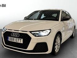 Vit Begagnad 2024 Audi A1 Sportback Proline Halvkombi | 249 000 kr (Marknadspris)