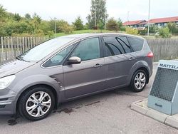 Brun Begagnad 2013 Ford S-MAX Business Edition Minibuss | 45 000 kr