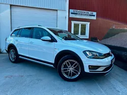 Vit Begagnad 2015 VW Golf Alltrack Kombi | 149 000 kr (Marknadspris)