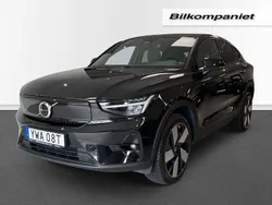 Svart Begagnad 2022 Volvo EC40 Plus SUV | 369 500 kr (Bra pris)