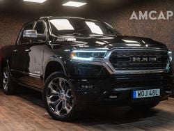 Svart Begagnad 2022 RAM 1500 Pickup | 799 500 kr (Marknadspris)