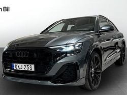Daytonagrå pärleffekt Begagnad 2024 Audi Q8 S-Line SUV | 949 000 kr