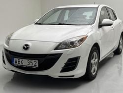 Vit Begagnad 2010 Mazda 3 | 50 000 kr