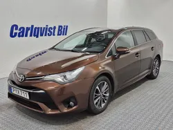 Brun metallic Begagnad 2015 Toyota Avensis Kombi | 109 000 kr (Marknadspris)