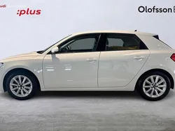 Vit Begagnad 2023 Audi A1 Sportback Halvkombi | 259 900 kr (Lite dyr)