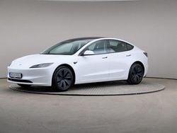Vit Begagnad 2024 Tesla Model 3 Long Range AWD Sedan | 475 000 kr (Dyr)