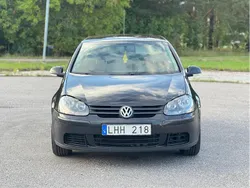 Svart Begagnad 2007 VW Golf V Sportline Halvkombi | 29 900 kr (Marknadspris)