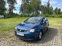 Blå Begagnad 2014 Seat Ibiza Style Halvkombi | 54 900 kr (Marknadspris)