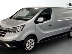 Grå (grey) Ny 2024 Renault Trafic Van | 393 625 kr (Marknadspris)