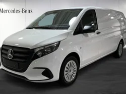 Vit (white) Ny 2024 Mercedes Vito Minibuss | 575 719 kr (Dyr)