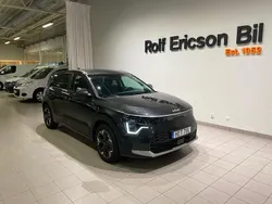 Mörkgrå (grå) Begagnad 2024 Kia e-Niro SUV | 329 500 kr (Bra pris)