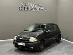 Svart Begagnad 2000 Renault Clio II Halvkombi | 12 900 kr (Bra pris)