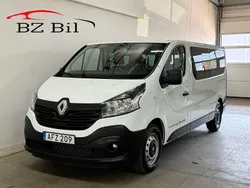 Vit Begagnad 2017 Renault Trafic Van | 229 000 kr