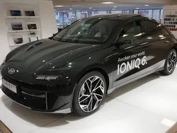 Grön Begagnad 2023 Hyundai Ioniq 6 Advanced Sedan | 599 900 kr