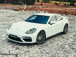 Vit Begagnad 2016 Porsche Panamera Turbo Sedan | 619 000 kr (Marknadspris)