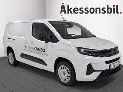 Vit kaolin Ny 2024 Opel Combo Elite Minibuss | 447 170 kr